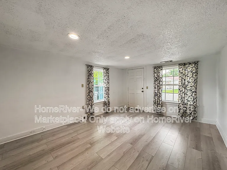 2785 32nd Ave — Photo 5