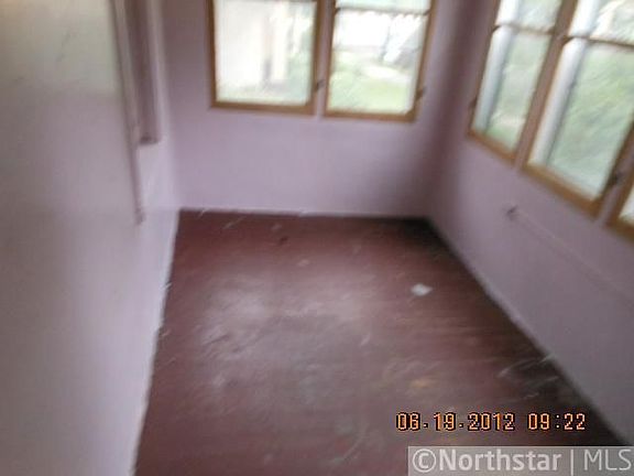 5th image of 3731 Aldrich Ave N