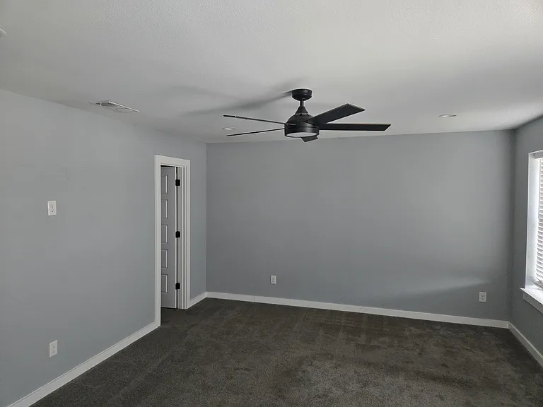 1711 Herald St — Photo 4