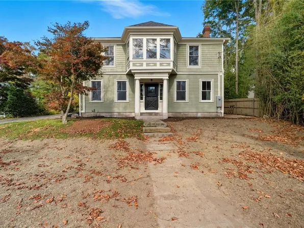 1107 Main St, Coventry, RI 02816