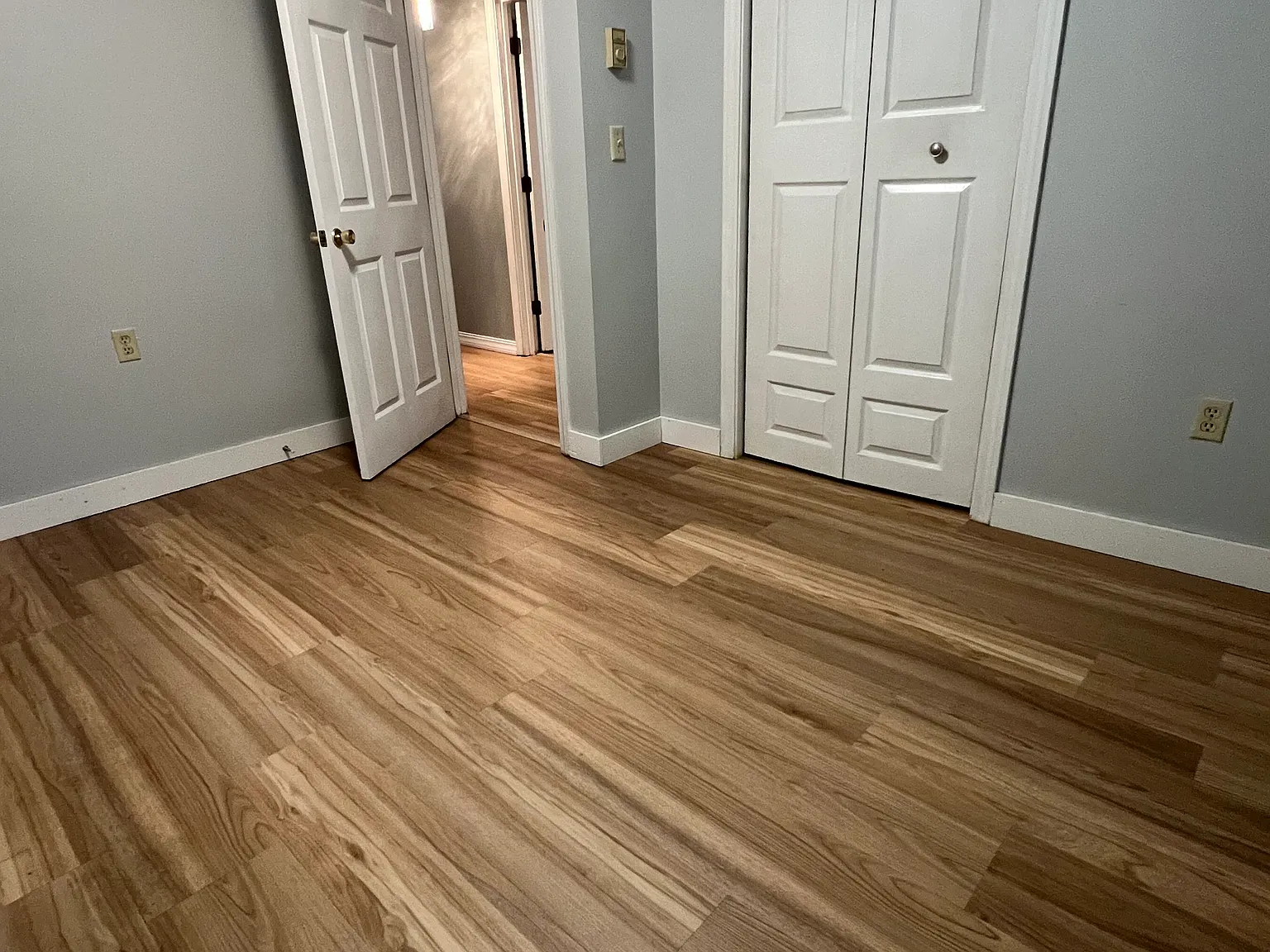 3 bed, 1300 sqft, $2,550 — Photo 4