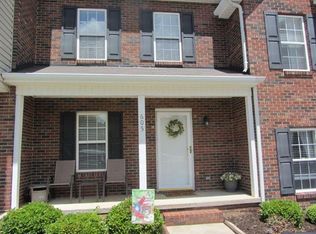 1102 22nd St NE APT 605, Hickory, NC 28601