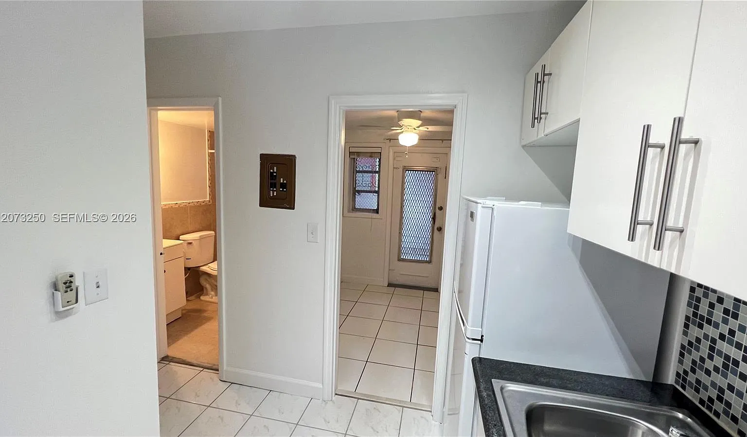 East Breeze Condominium — Photo 3