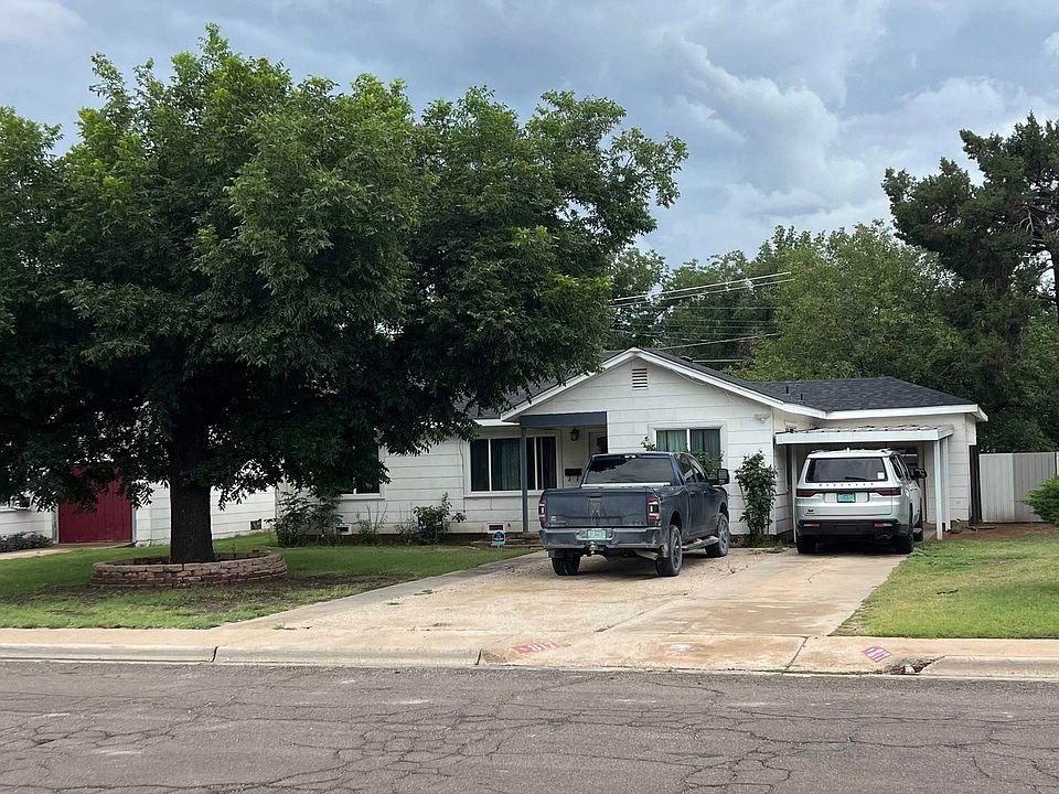 1st image of 817 E Llano Dr