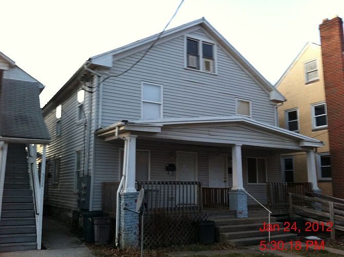 1st image of 323 1/2 Porter Ave