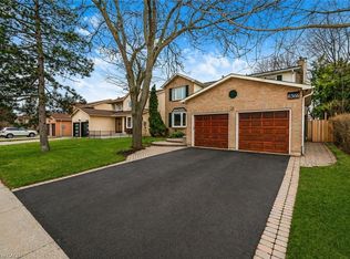 6366 Millers Grv, Mississauga, ON L5N 3M7