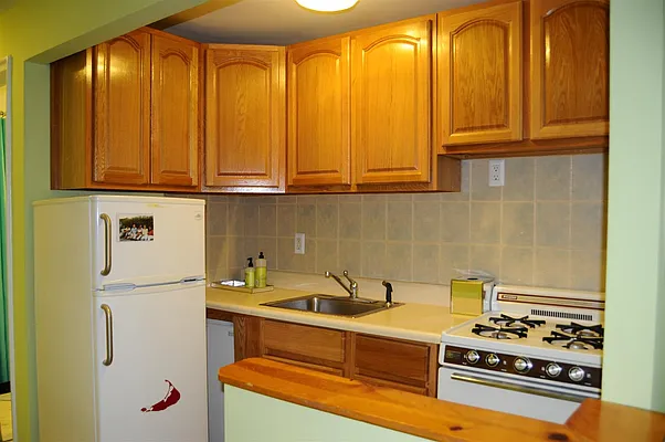 Rented by Peter Ashe | media 42