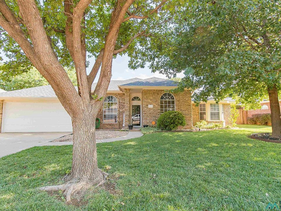 1st image of 513 Chanticleer Pl