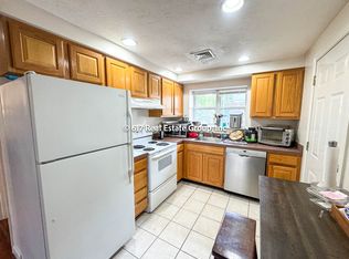 305 Summit Ave APT 5, Brighton, MA 02135