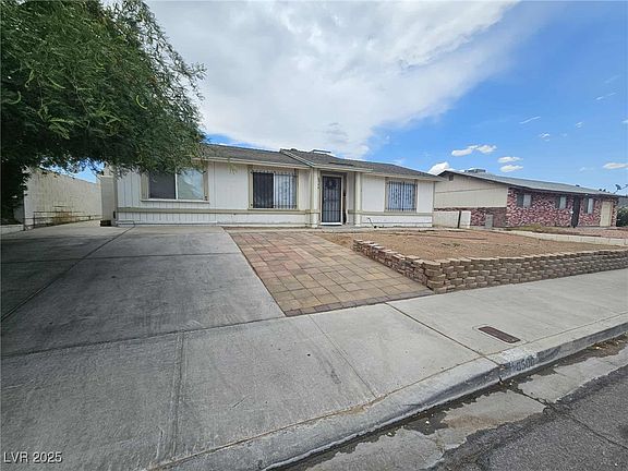 3rd image of 6500 Hill View Ave