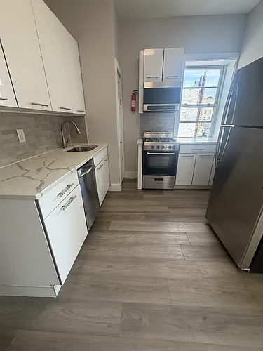 108 60th St Photo 1