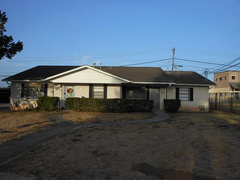 333 Briarwood Dr — Photo 18