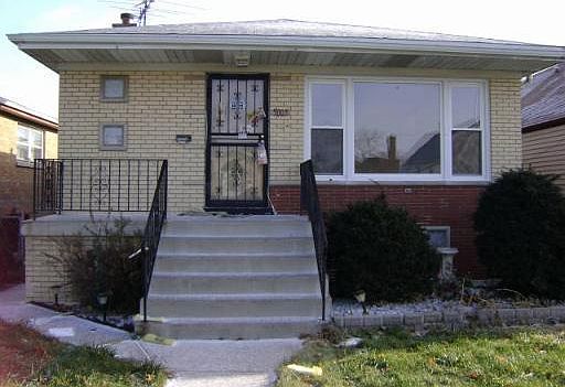 1st image of 5005 S Lockwood Ave
