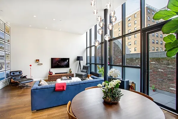 Sold by Compass | media 3