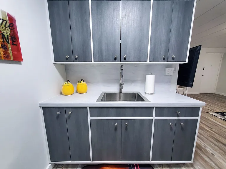 Shorewood Apartments — Photo 62