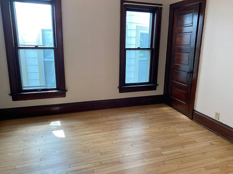 3335 N Oakland Ave #1 — Photo 5