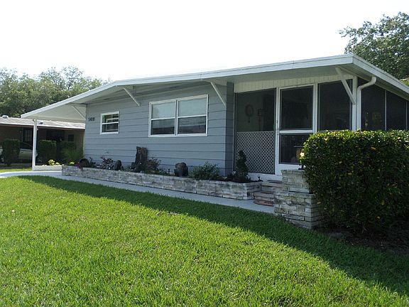 Well maintained yard