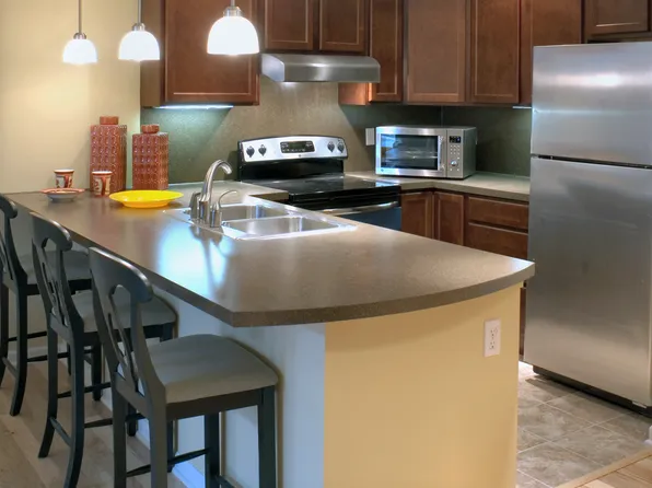 570 W Clay Ave #309, Muskegon, MI 49440