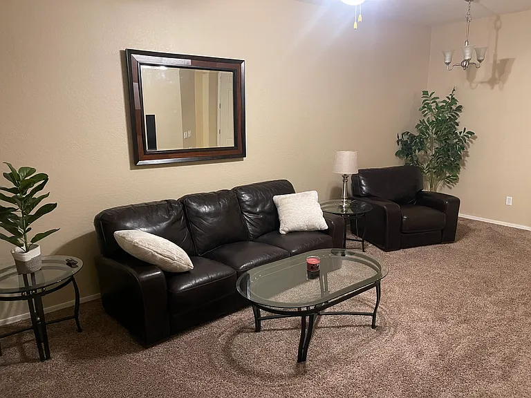 2600 E Springfield Pl — Photo 4