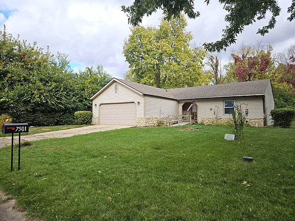 2nd image of 7501 Venetian Way
