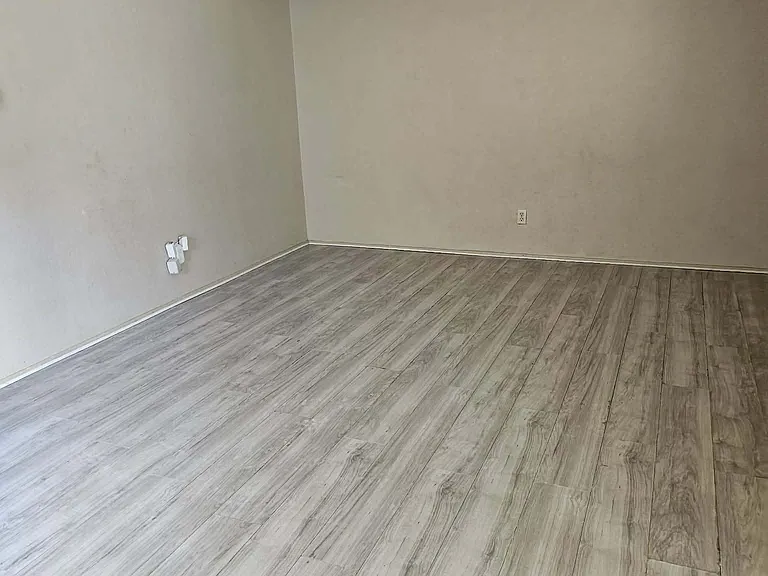 7266 Pineberry Rd — Photo 11
