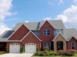 9 SE Chinica Dr, Summerfield, FL 34491