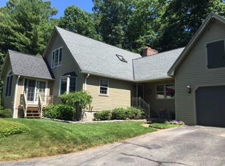 54 Flaxfield Rd, Dudley, MA 01571