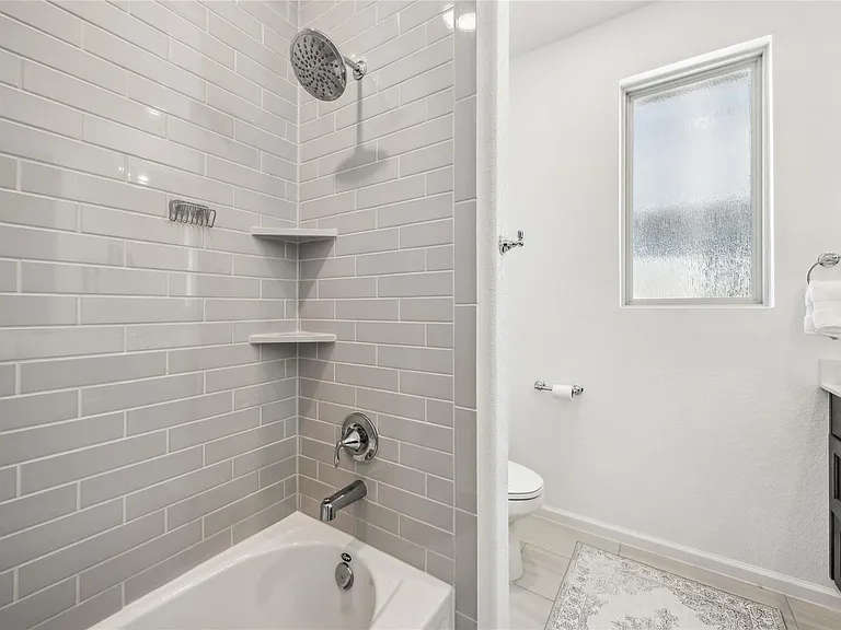 1384 Knollbridge Point Ln — Photo 26