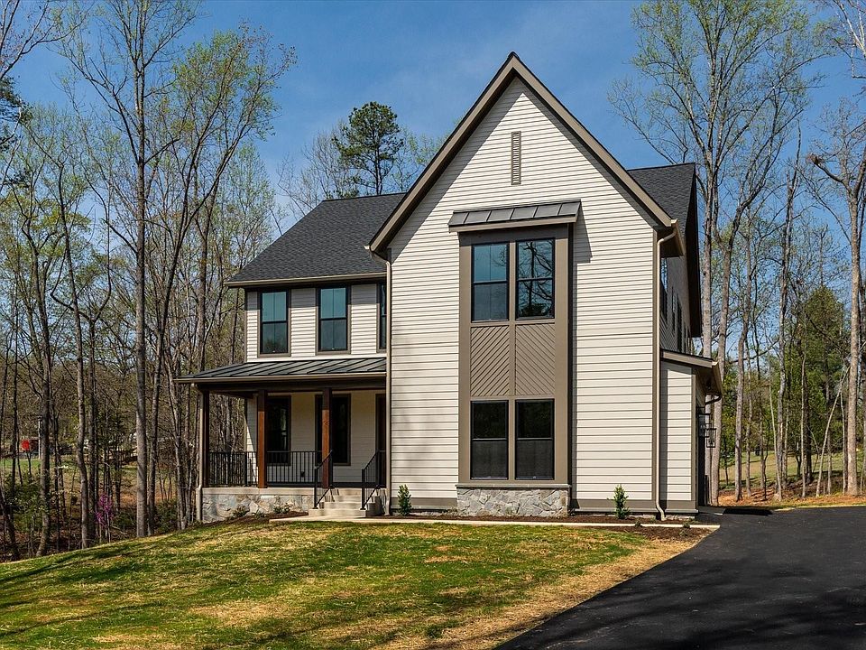 1st image of 369 Sienna Ln