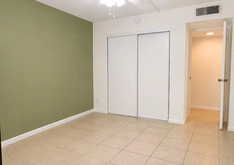 2307 S Cypress Bend Dr #207A — Photo 12