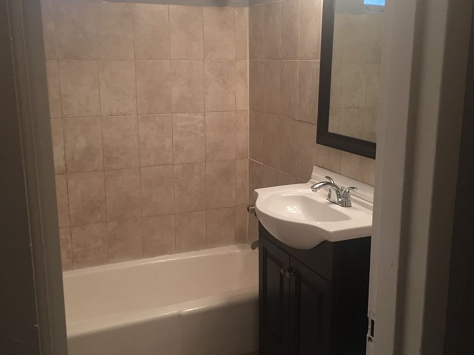 1st image of 156 S Munn Ave #17364378