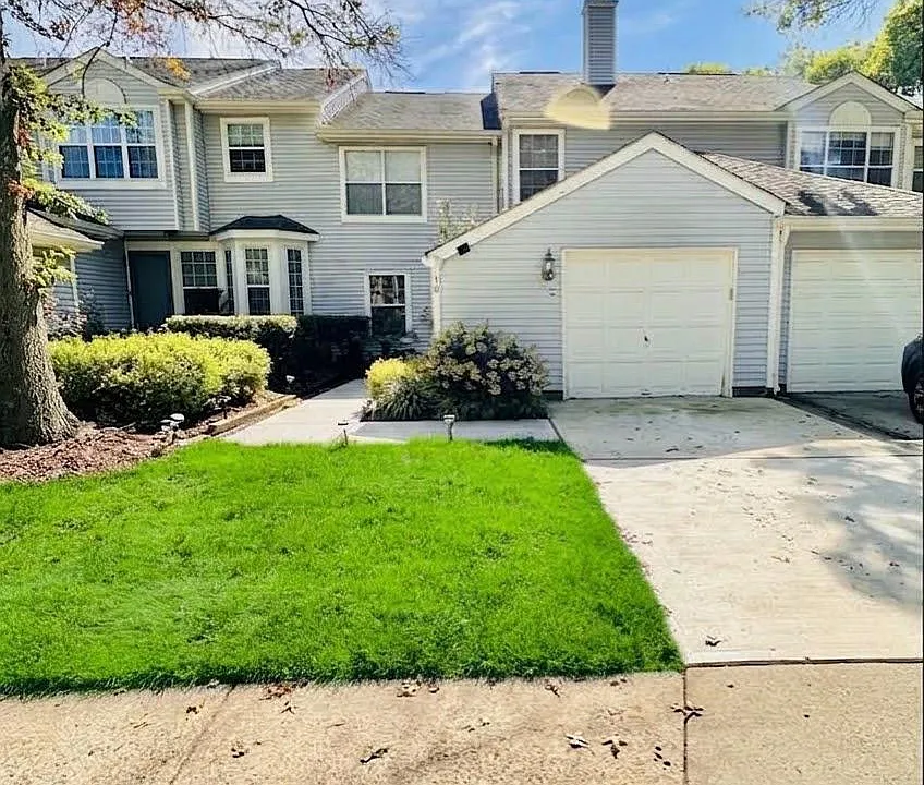 10 Colebrook Ct