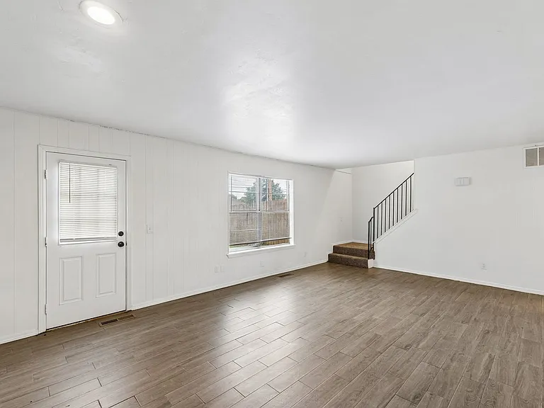 8514 Candlewood Dr — Photo 14
