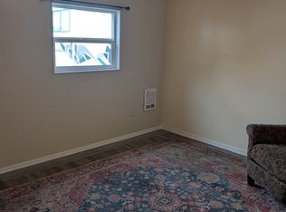 2555 H St, Springfield, OR 97477