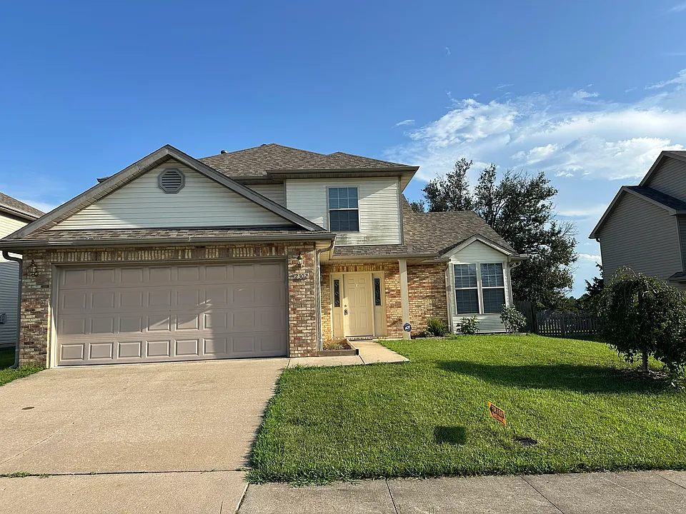 2302 Windstone Dr
