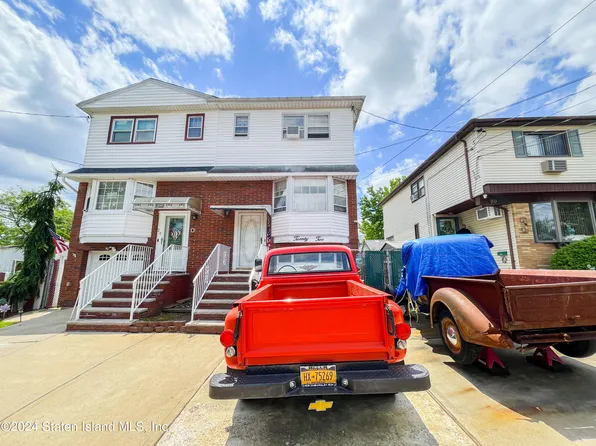 22 Spratt Ave, Staten Island, NY 10306