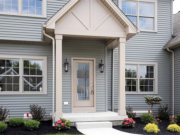 2nd image of 9 Avalon Meadows Ln