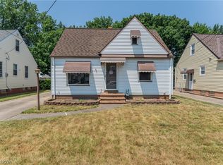 3006 Liggett Dr, Parma, OH 44134