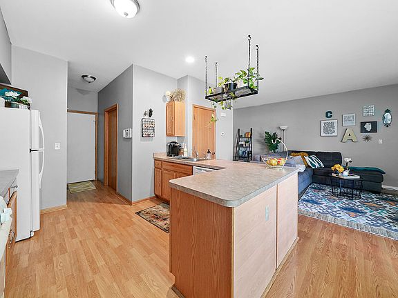 3rd image of 16506 W Willow Walk Dr