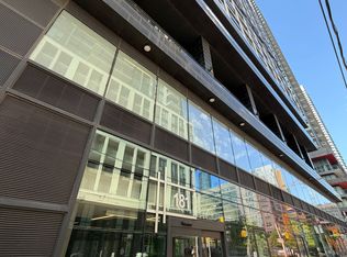 181 Dundas St E #5601, Toronto, ON M5A 0N5