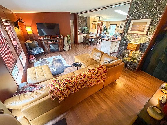2nd image of 3654 Marietta Ave #3652