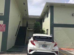 10765 SW 4th St #6, Miami, FL 33174