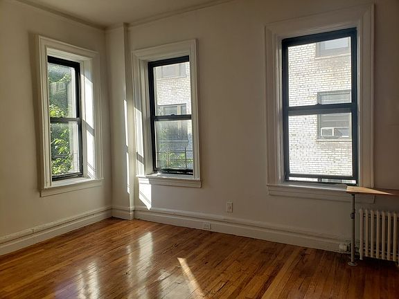 3rd image of 517 W 113th St #2G8