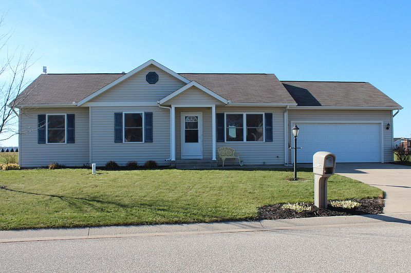 1st image of 67077 Southfield Cir