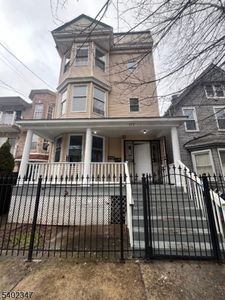 117 S 12Th St, Newark, NJ, 07107