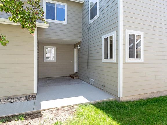 2nd image of 521 N 19th Ave