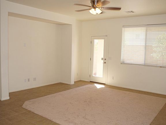 5th image of 9069 Sheffield Garden Ave