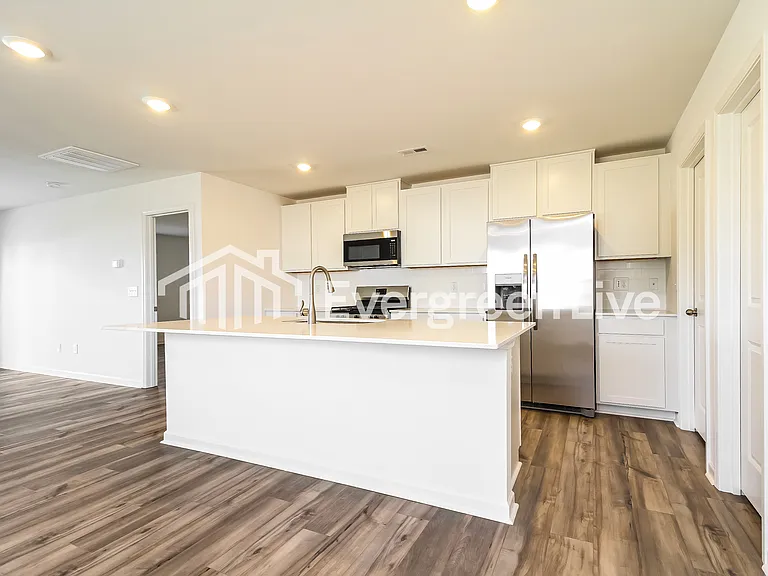 118 Stokely Way — Photo 5