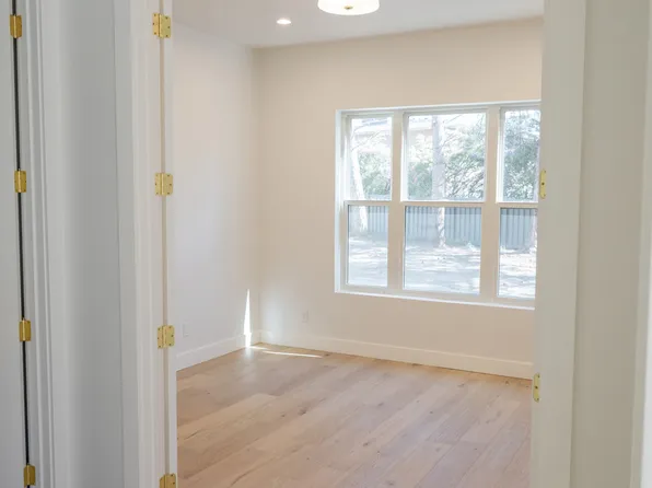2177 E Grinnell Ln S #1, Holladay, UT 84117