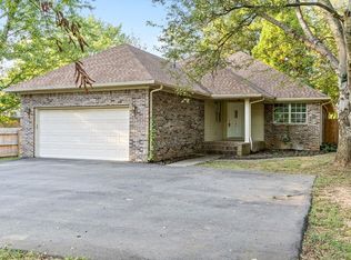 103 Ridgemont Dr, Hopkinsville, KY 42240